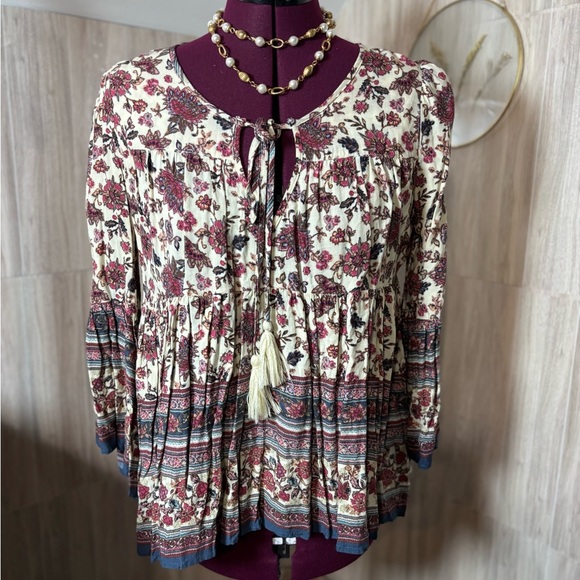 Altar'd State Tops - Altar'd State Bohemian Floral Blouse in Cream and Burgundy